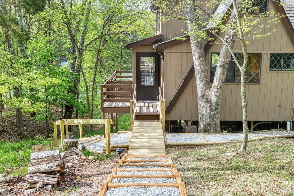 Acorn Lake Lodge On Lake Aspen Innsbrook Exterior photo